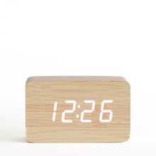  Digital clock in wood look